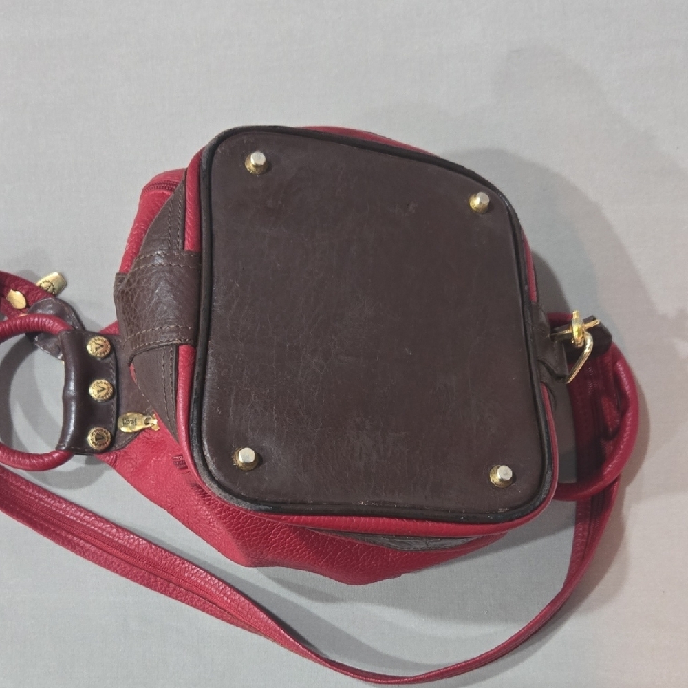 Valentina Red and Brown Shoulder Bag - Picture 3 of 4